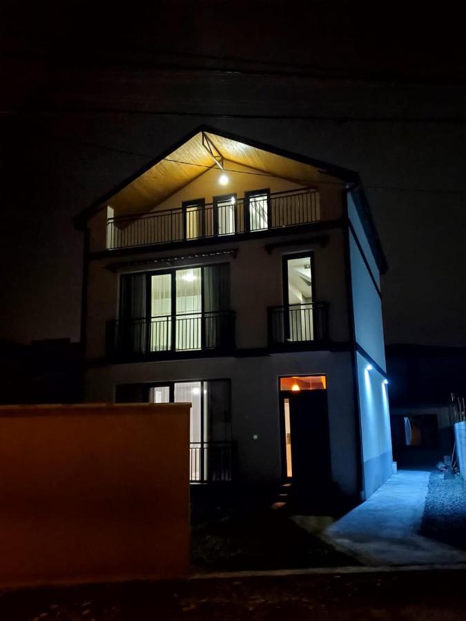 Urban Stay Rooms In Tbilisi Exterior foto